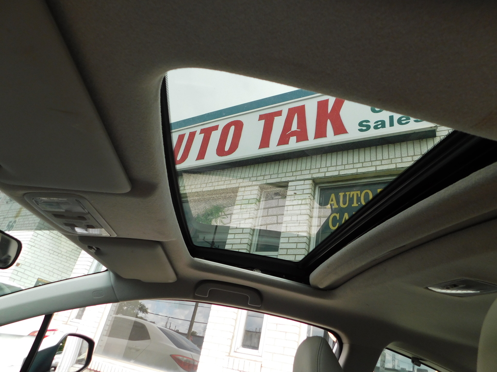 
								2012 Honda Civic Coupe 2DR full									