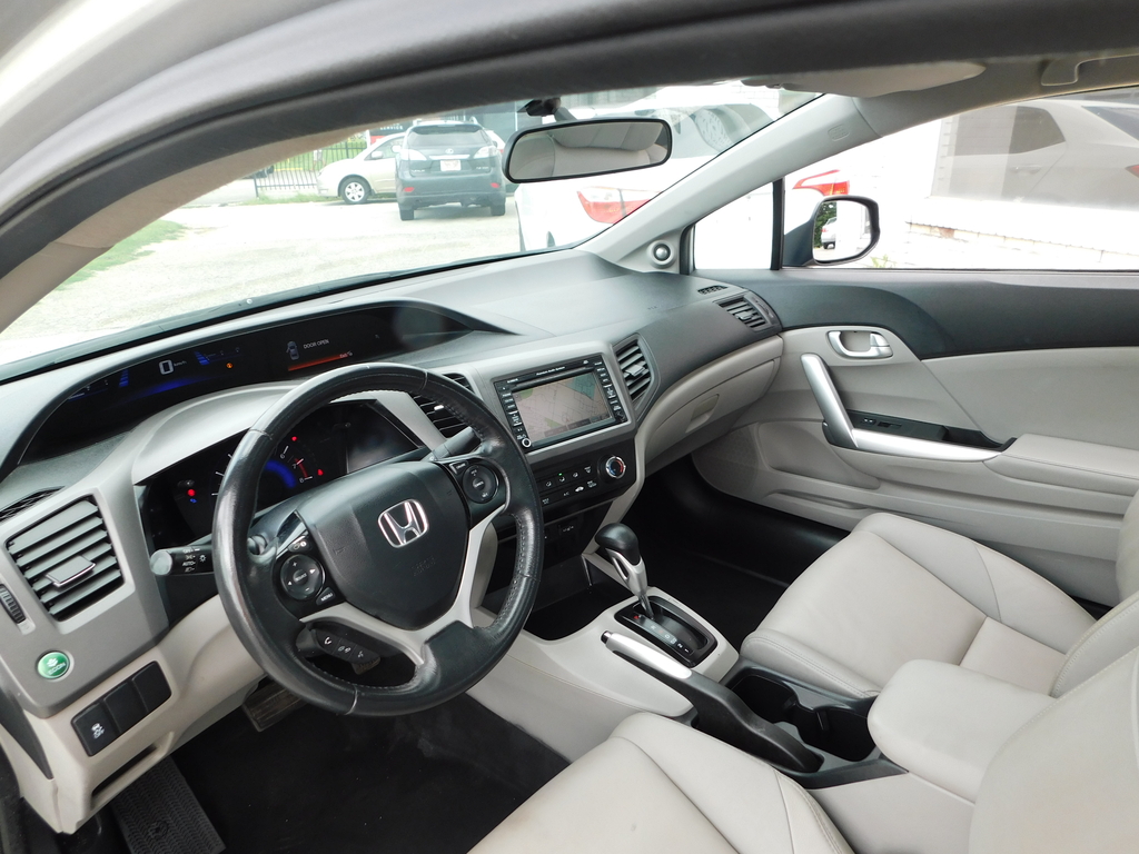 
								2012 Honda Civic Coupe 2DR full									