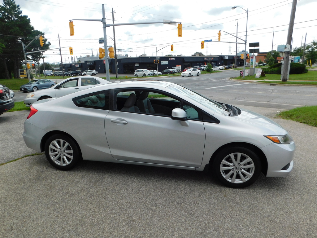 
								2012 Honda Civic Coupe 2DR full									