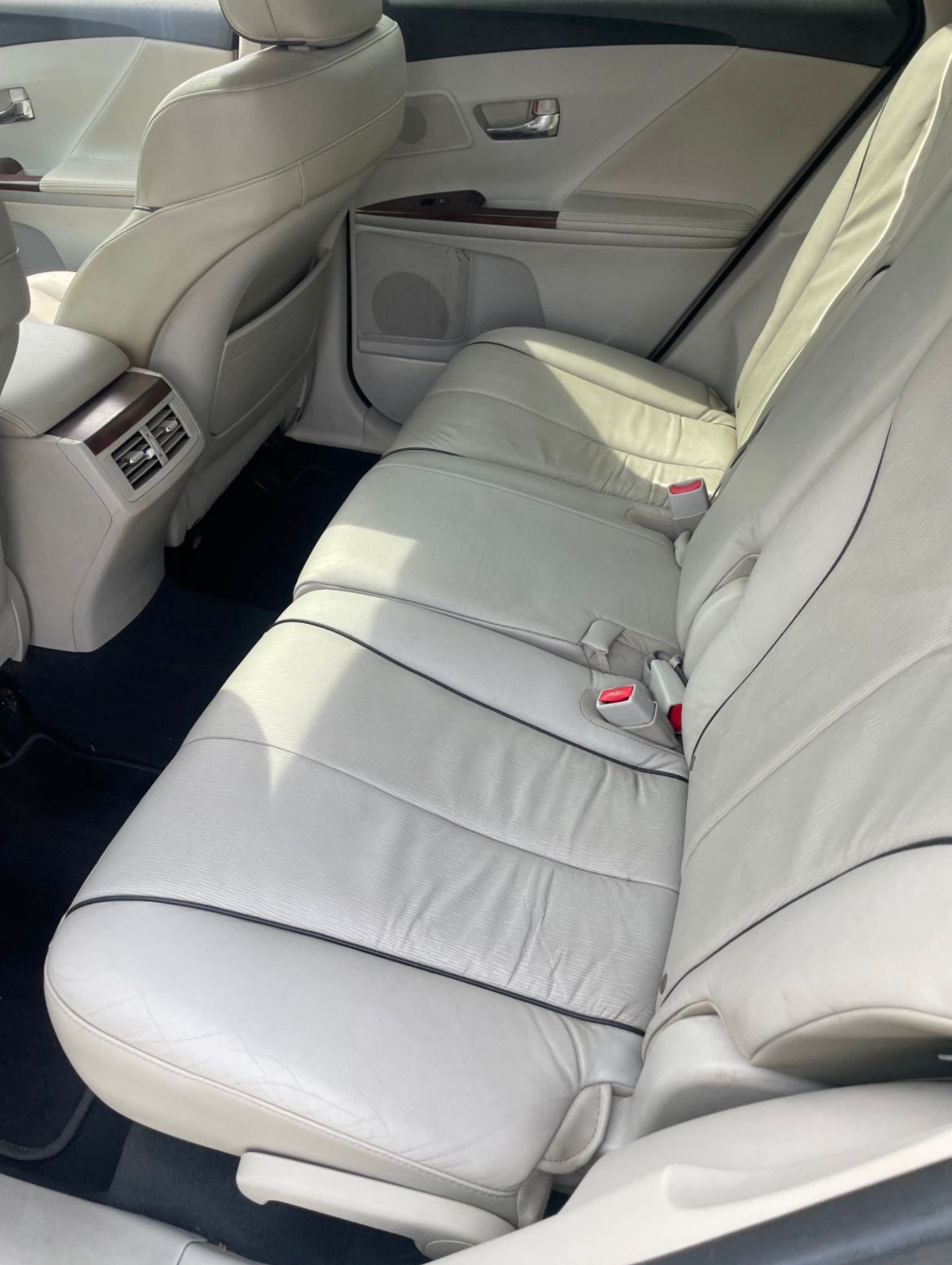 
								2009 Toyota Venza AWD V6 full									